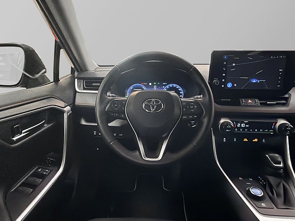 Toyota RAV4 11 of 29