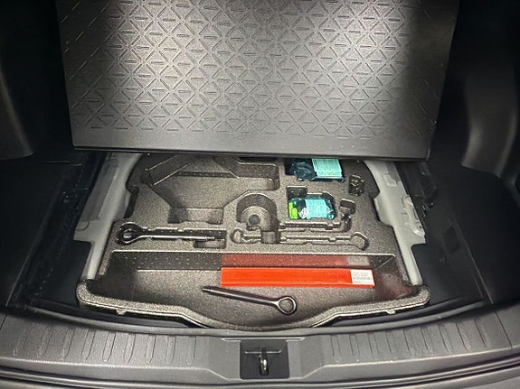 Toyota RAV4 17 of 29