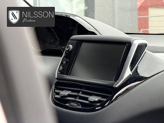 Peugeot 208 22 of 30