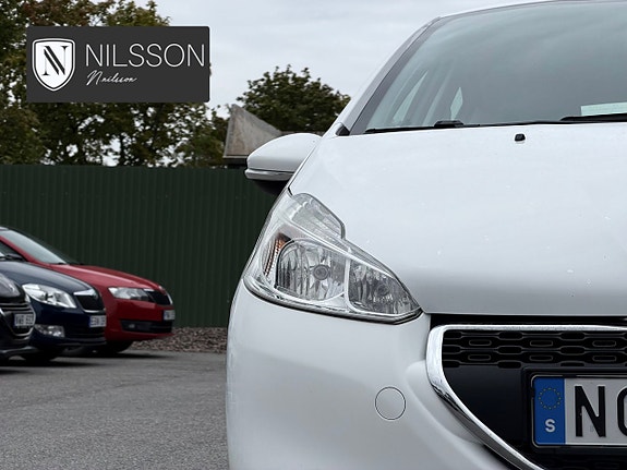 Peugeot 208 5 of 30