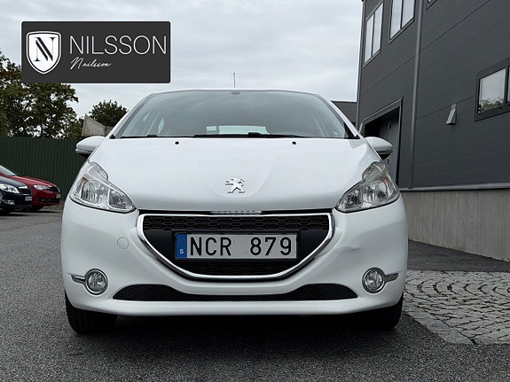 Peugeot 208 4 of 30