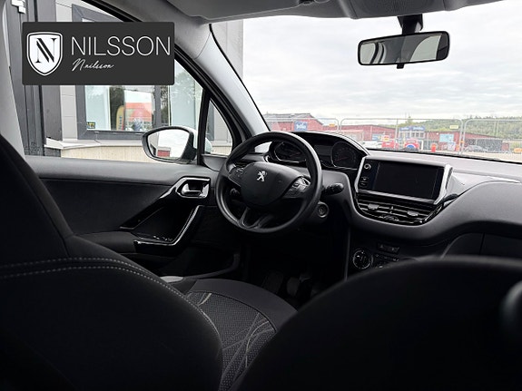 Peugeot 208 28 of 30