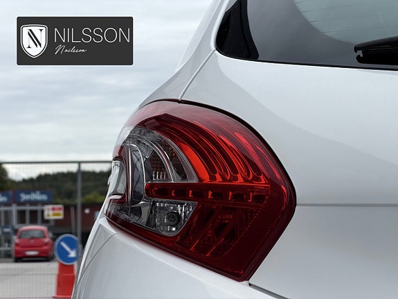 Peugeot 208 10 of 30
