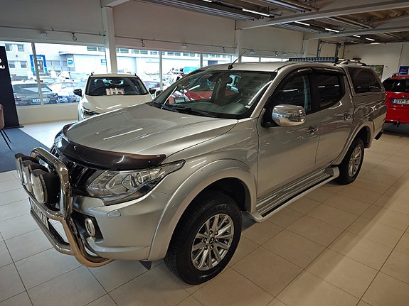 Mitsubishi L200 3 of 13