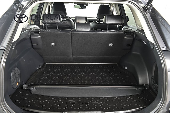 Toyota RAV4 9 of 20