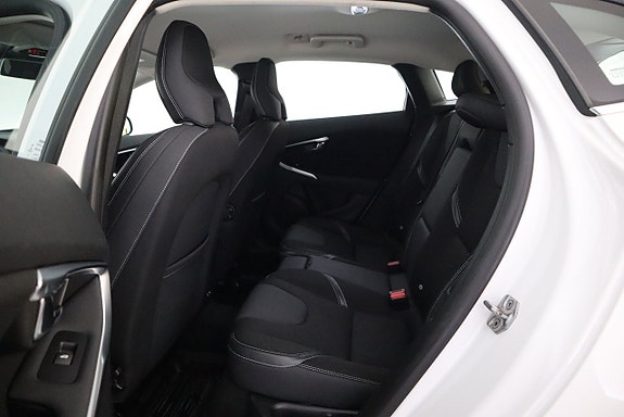 Volvo V40 13 of 20