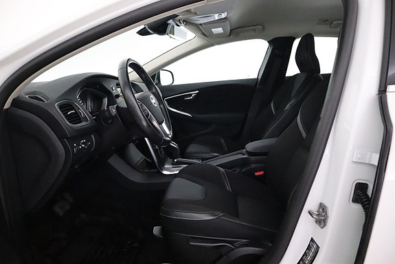 Volvo V40 11 of 20
