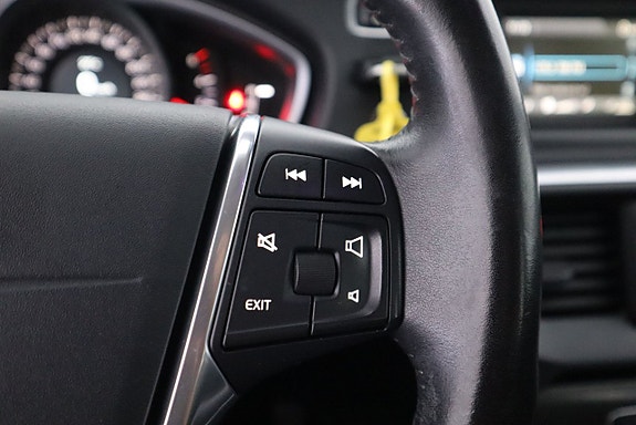 Volvo V40 16 of 20
