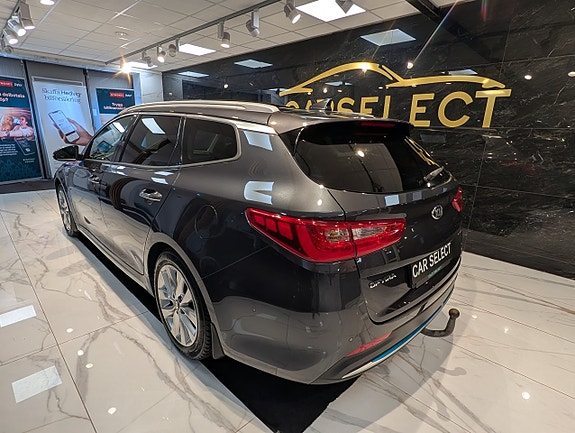Kia Optima 4 of 23