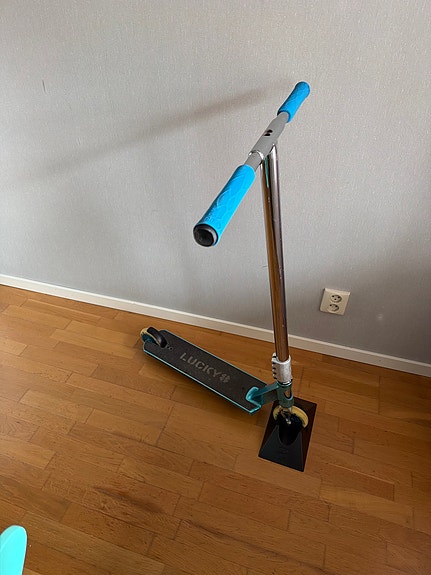 Product image 2 of 9