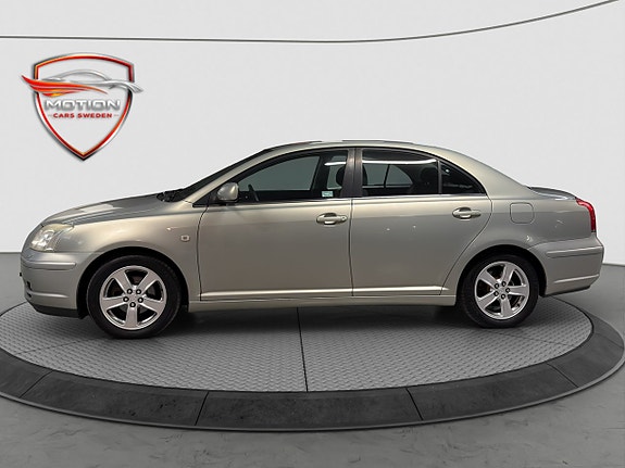 Toyota Avensis 8 of 19