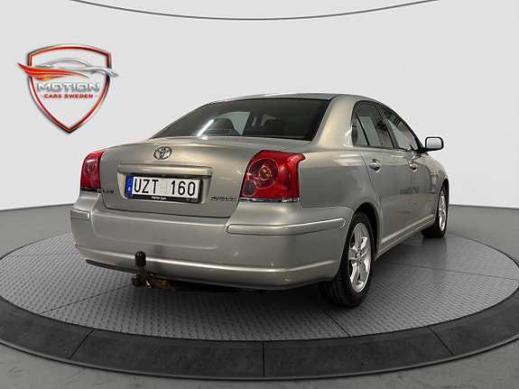 Toyota Avensis 5 of 19