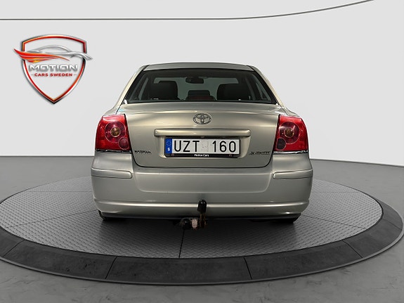 Toyota Avensis 6 of 19