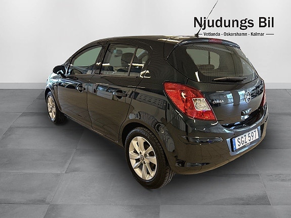 Opel Corsa 2 of 10