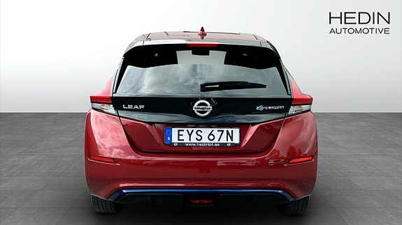 Nissan Leaf 7 of 9