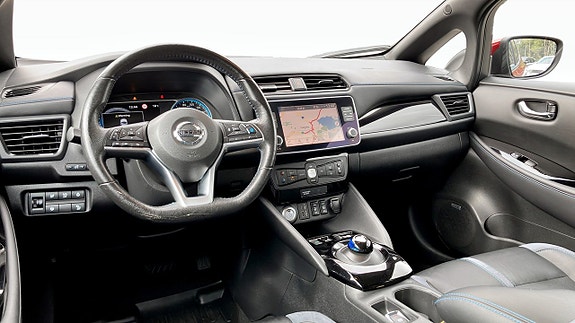Nissan Leaf 4 of 9