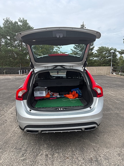 Volvo V60 Cross Country 5 of 7