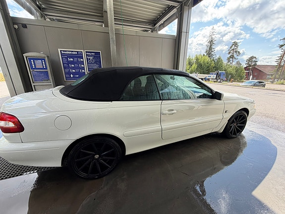 Volvo C70 3 of 9