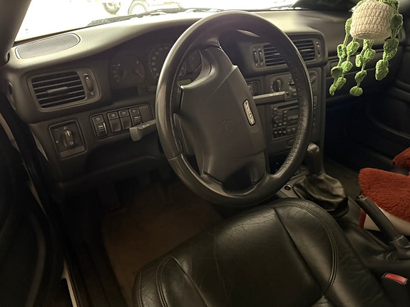Volvo C70 6 of 9