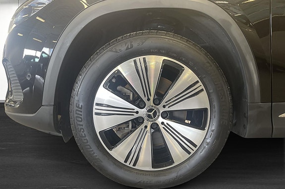 Mercedes-Benz EQA300 23 of 30