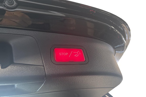 Mercedes-Benz EQA300 14 of 30
