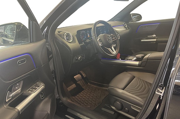 Mercedes-Benz EQA300 29 of 30