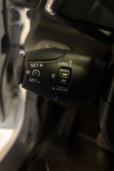 Peugeot Partner 12 of 18