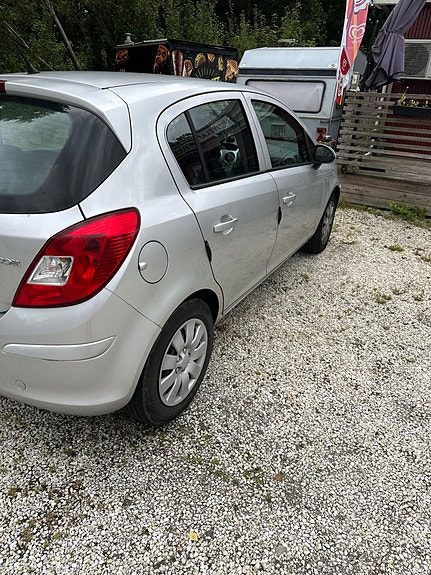 Opel Corsa 6 of 6