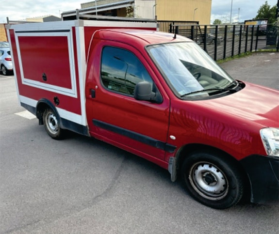 Peugeot Partner 2 of 4