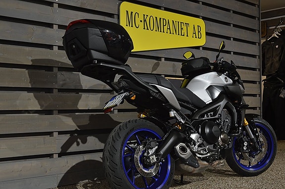 Yamaha MT-09 SP 3 of 7