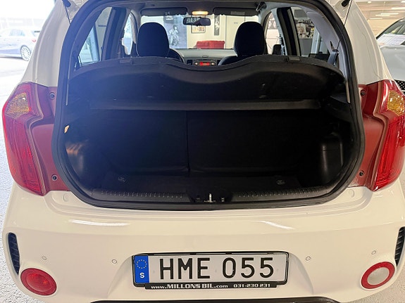 Kia Picanto 16 of 17