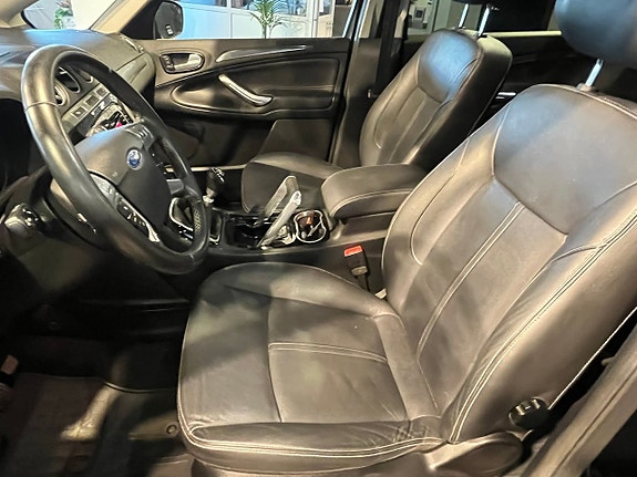 Ford S-MAX 18 of 20
