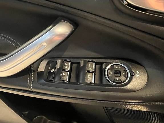 Ford S-MAX 16 of 20
