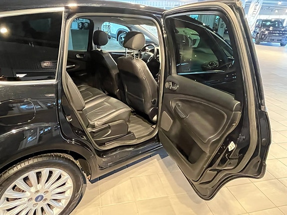 Ford S-MAX 12 of 20