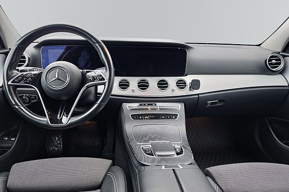 Mercedes-Benz E300 10 of 10
