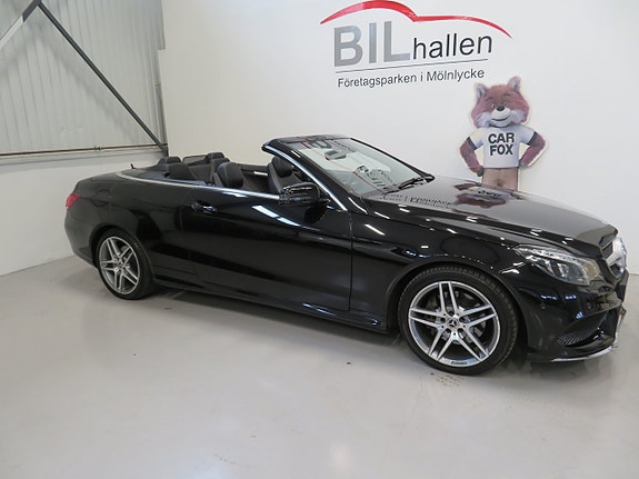Mercedes-Benz E320 3 of 15