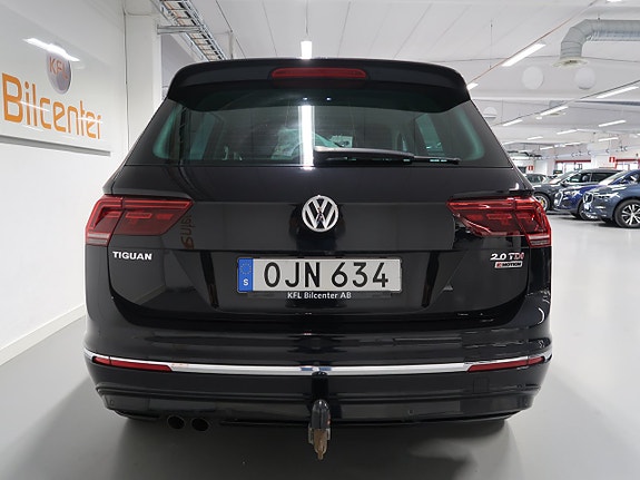 Volkswagen Tiguan 7 of 30