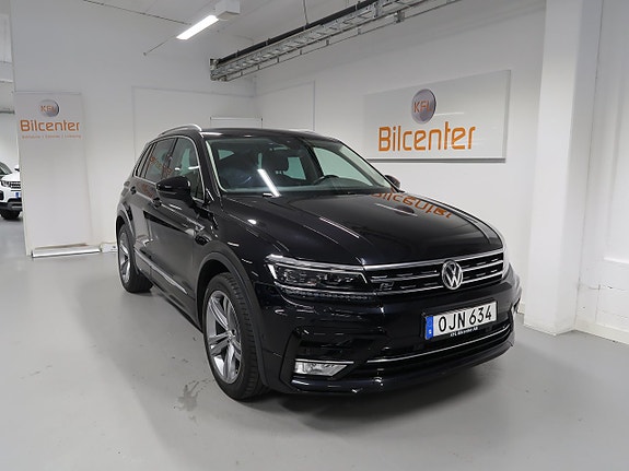 Volkswagen Tiguan 3 of 30
