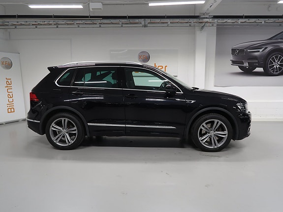 Volkswagen Tiguan 5 of 30
