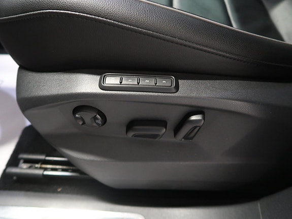 Volkswagen Tiguan 22 of 30
