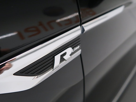 Volkswagen Tiguan 17 of 30