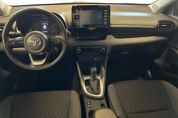 Toyota Yaris 10 of 21