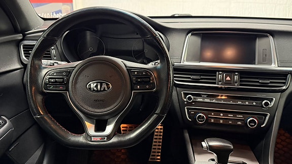 Kia Optima 10 of 26