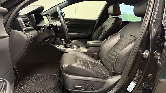 Kia Optima 13 of 26