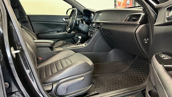Kia Optima 14 of 26