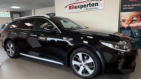 Kia Optima 4 of 26