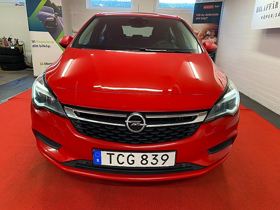 Opel Astra 2 of 20