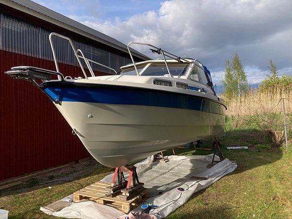 Mycket fint exemplar, Flipper 740-87 med stark och snål dieselmotor. 21 of 24
