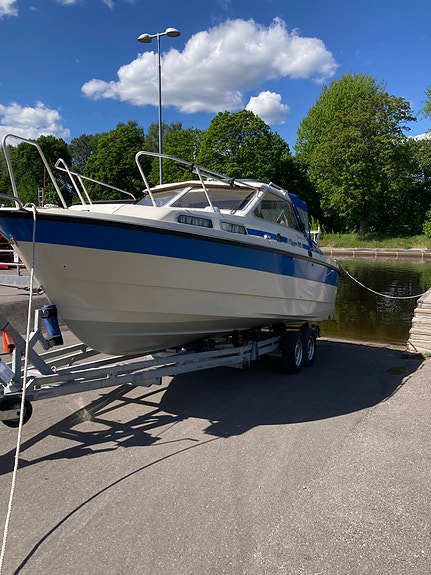 Mycket fint exemplar, Flipper 740-87 med stark och snål dieselmotor. 22 of 24