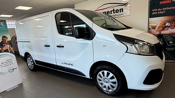 Renault Trafic 2 of 18